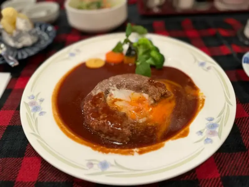 京都の名店くいしんぼー山中で味わう絶品ステーキ体験記