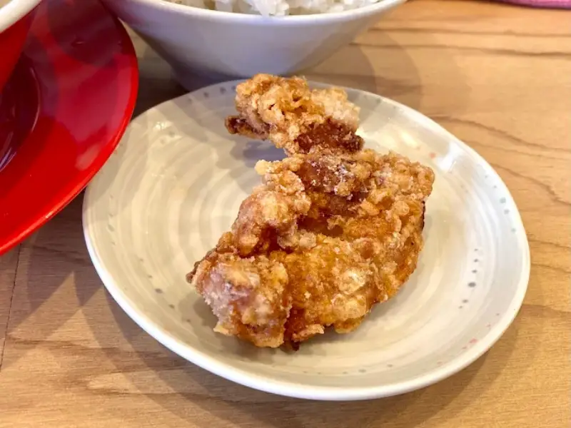 一乗寺仕込みの味!さいラーメンで味わう極上豚骨と唐揚げ