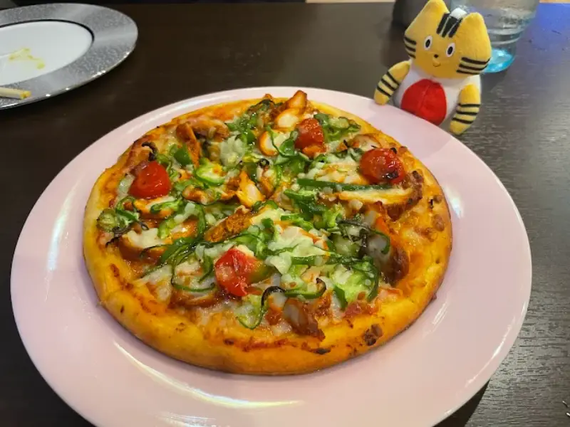 将来キッチンで楽しむ多国籍料理と食べ飲み放題の魅力