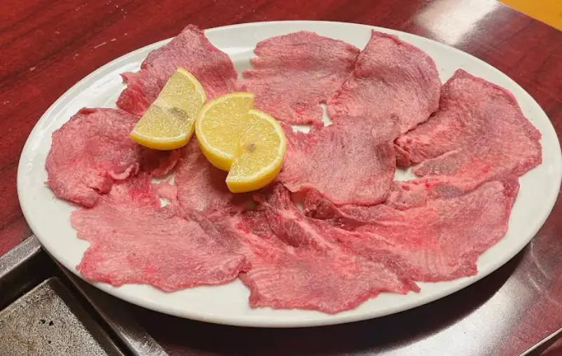 焼肉 有楽の手切り牛タンと自家製料理が絶品すぎる