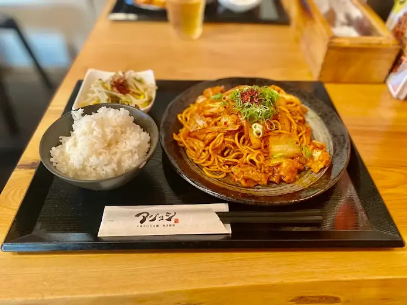 アジョシ桂五条店メニュー紹介|冷麺やサムギョプサル人気料理と価格まとめ