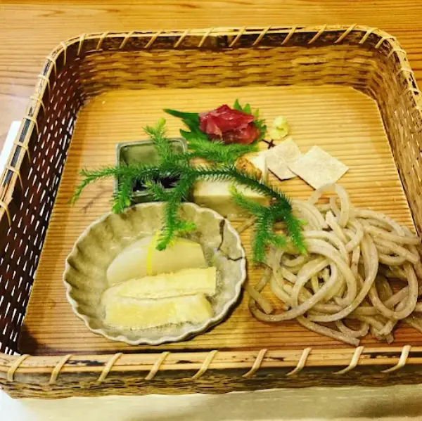 隆兵そば レビューで知る絶品そばの魅力とミシュラン評価の真実