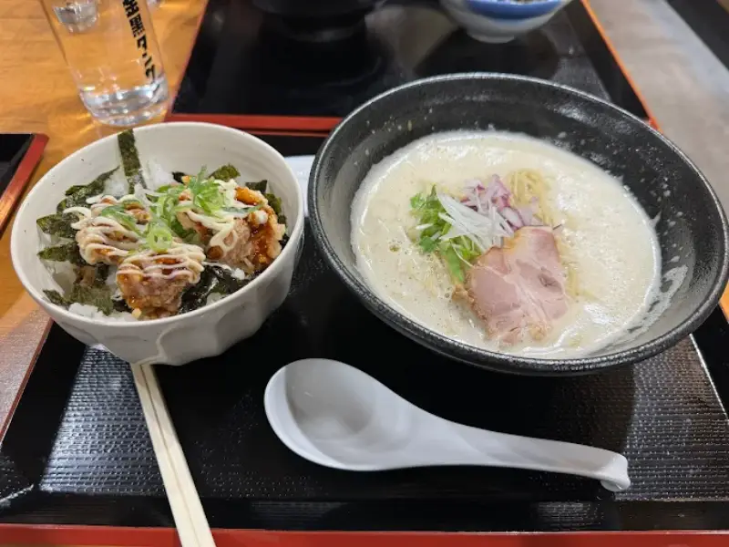 トリのキモチのレビュー｜絶品鶏白湯ラーメンの味と評判徹底解説