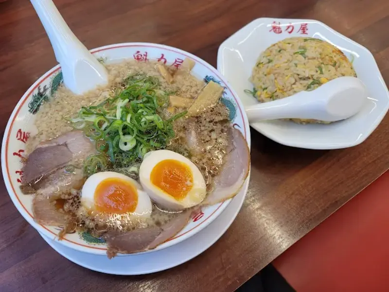 魁力屋 おすすめメニュー徹底解説｜人気ラーメンと最強セットの選び方
