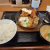 初めてでも安心！かつや朝メニューの時間帯や店舗確認と注文方法