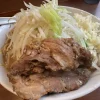 二郎系ラーメンのカラメとは何か？意味と頼み方を完全解説初心者向け
