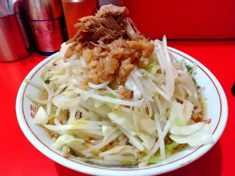 二郎系ラーメンのメニューを解説｜小・大・豚増し・汁なしの違いがわかる